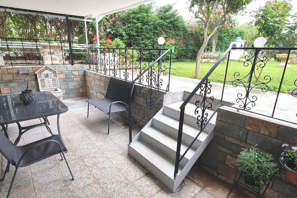 Vacation Studio Oropos Nea Palatia 外观 照片